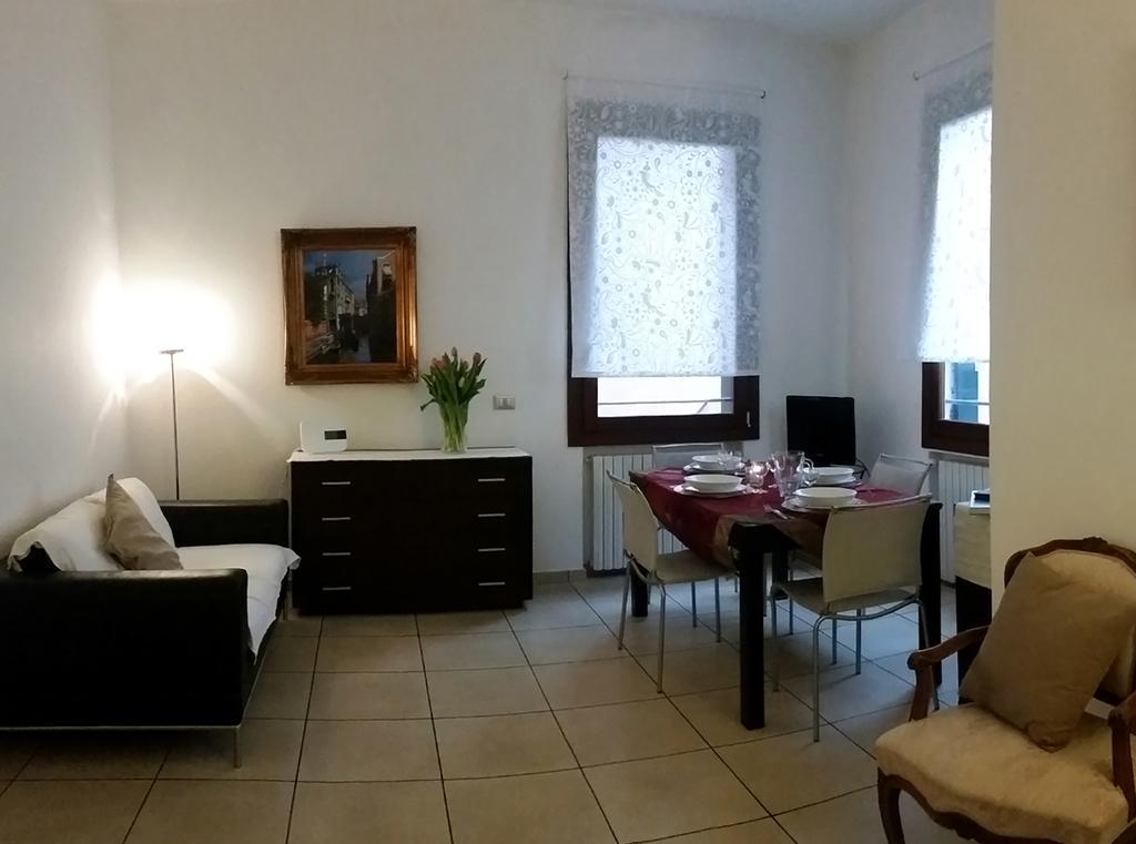 Ca Giacomo - Lovely Apartment In The Historic Center Of Venetië Buitenkant foto